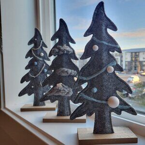 Handmade Felt Christmas Trees – Set of 3 | Scandinavian Winter Décor | Minimalis